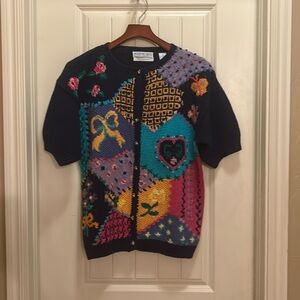 Vintage Northern Isles M hand embroidered heart sweater